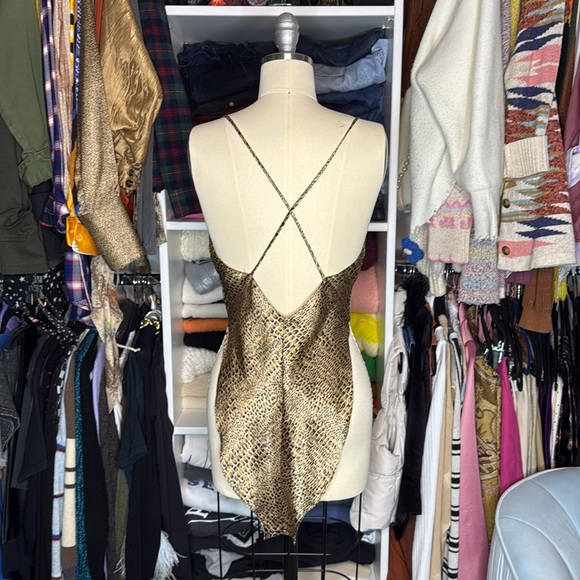 VINTAGE leopard bodysuit - Picture 4 of 7